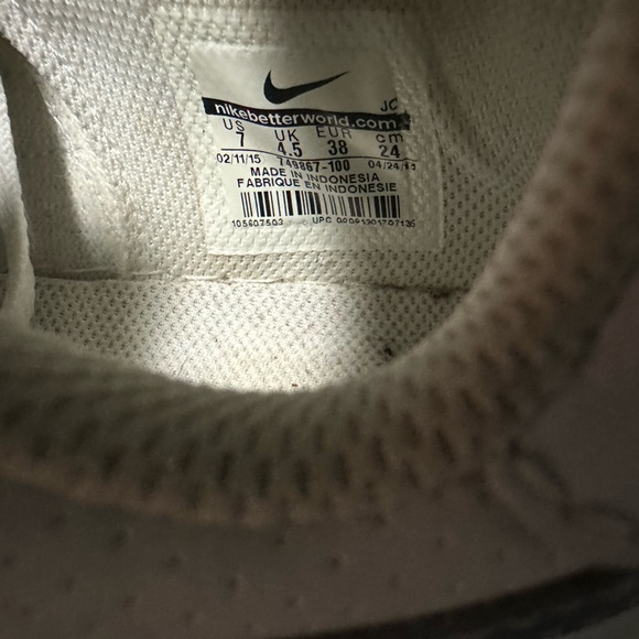 Nike Cortez - Picture 3 of 6